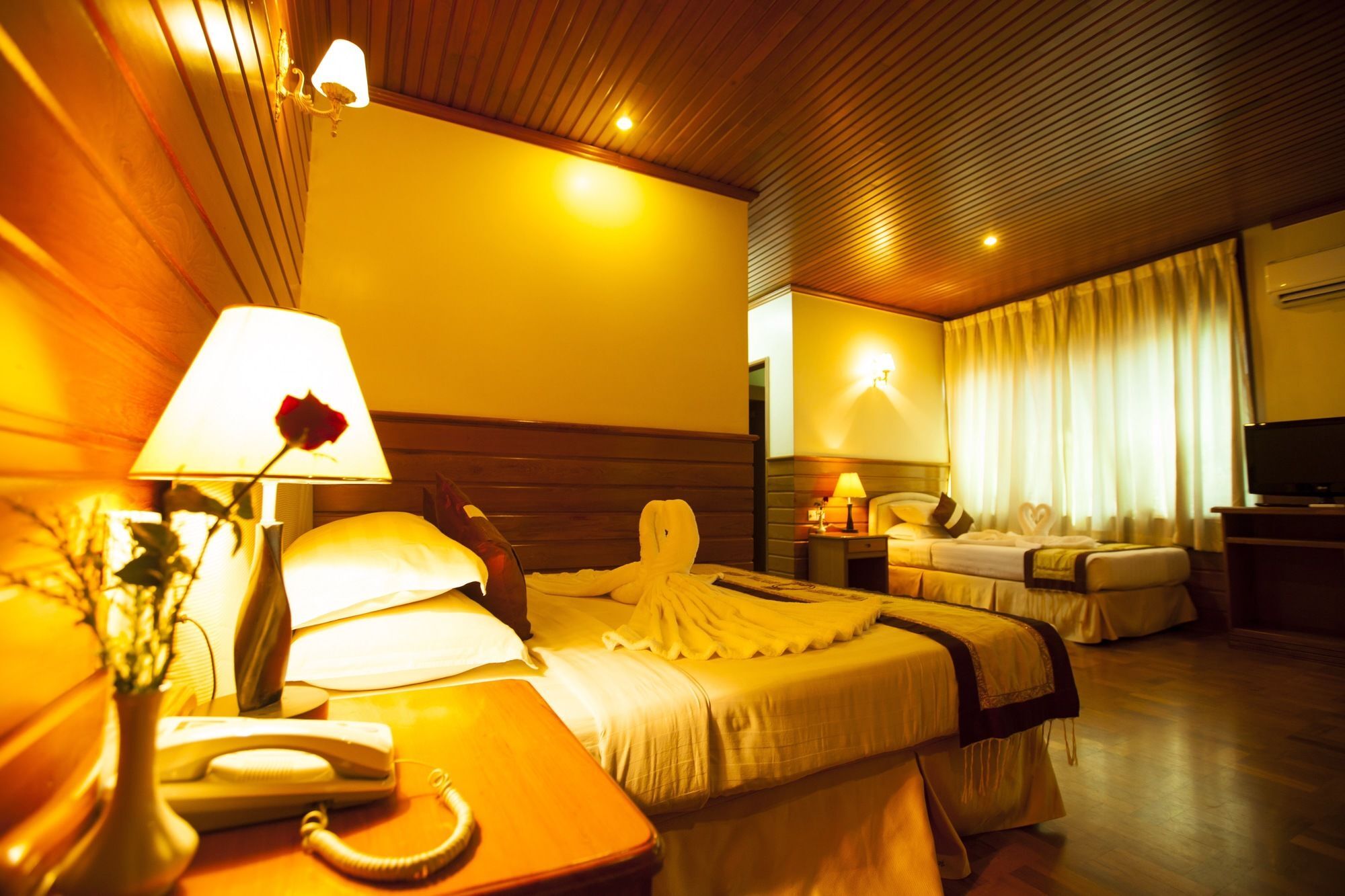 Hotel Queen Mandalay Exteriér fotografie