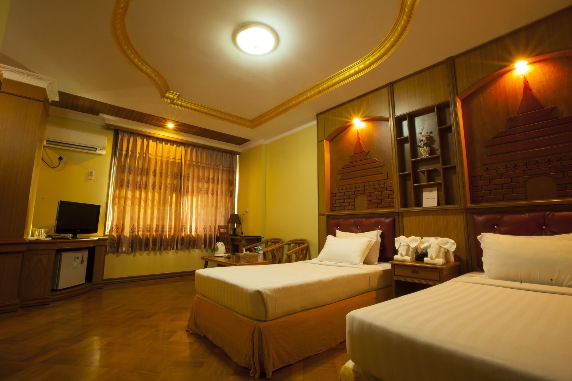 Hotel Queen Mandalay Exteriér fotografie